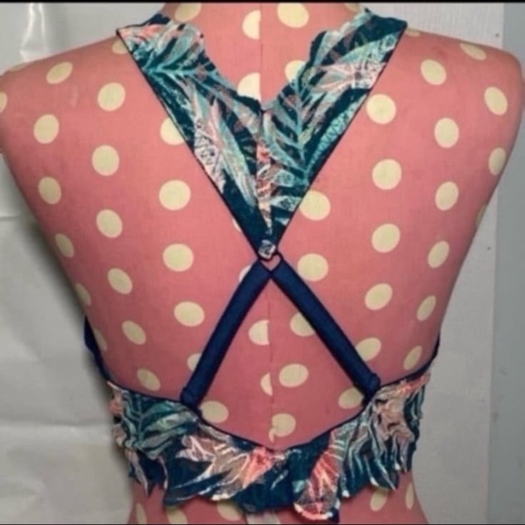Victoria's Secret PINK tropical lace bralette medium - Picture 3 of 4
